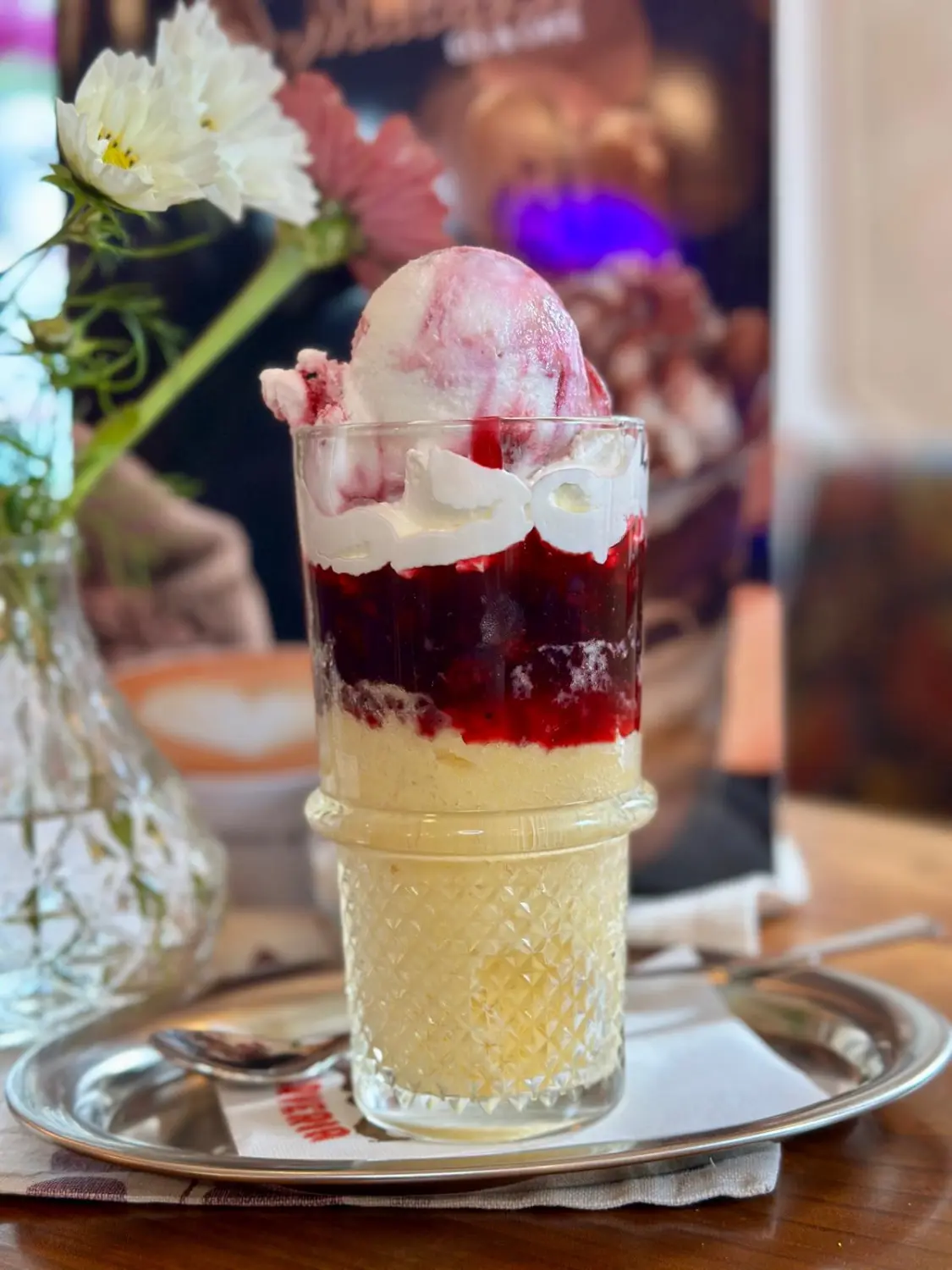 Milchbar Eis & Café - Speiseeis